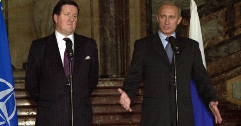 General Putinin sirrini açdı: “Məndən soruşdu ki…” – ŞOK İDDİA General Putinin sirrini açdı: “Məndən soruşdu ki…” – ŞOK İDDİA