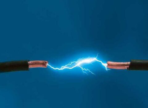 Lənkəranda balıqçını elektrik cərəyanı vuraraq öldürdü