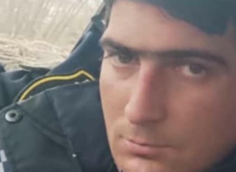 Azərbaycanda qəzaya düşən polisin FOTOSU