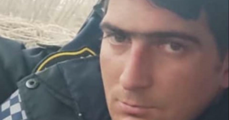 Azərbaycanda qəzaya düşən polisin FOTOSU Azərbaycanda qəzaya düşən polisin FOTOSU