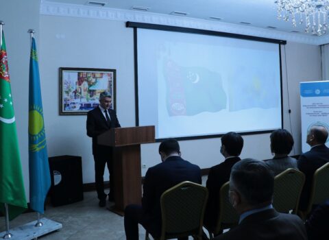 “Türkmənistan-Qazaxıstan qardaşlıq münasibətləri” mövzusunda brifinq keçirilib – FOTOLAR