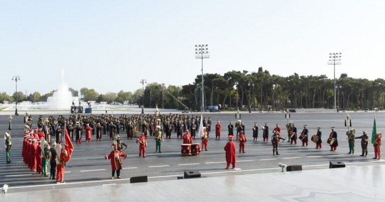 Türkiyənin Mehteran Birliyi ölkəmizdə səfərdədir Türkiyənin Mehteran Birliyi ölkəmizdə səfərdədir