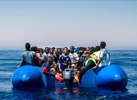 Le Monde: “Fransa dənizdə boğulan miqrantlara kömək etməyib”