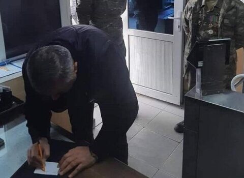 Orduya dəstək adıyla pul yığan dələduzlar SAXLANILDI