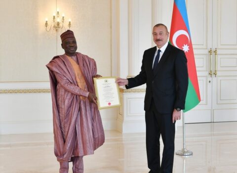 Dövlət başçısı nigeriyalı səfiri qəbul etdi – FOTOLAR