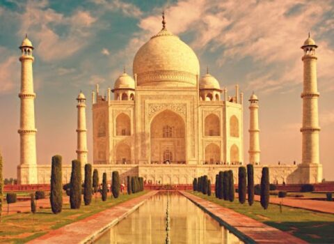 Kişi həyat yoldaşına toylarının ildönümündə “Tac Mahal”ı HƏDİYYƏ ETDİ