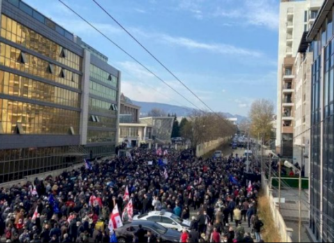 Tbilisidə saxlanılan etirazçılar arasında azərbaycanlılar da var?