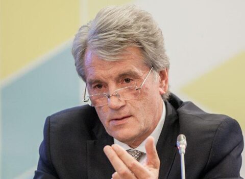 Viktor Yuşşenko: “Ukrayna da Azərbaycan kimi bütün ərazisində suverenliyini təmin etməyi arzulayır”