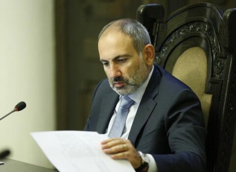 Hraparak: “Paşinyan Əliyevin təklif etdiyi sülh müqaviləsini imzalayacaq”