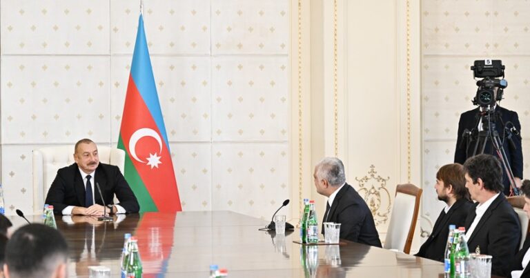 Azərbaycan Prezidenti: “O biabırçı halı görəndə ürəyim ağrıyır”