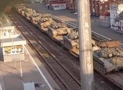 Sərhədə yenə tanklar, artilleriya və “Buk-M1” cəmləşdirilir – Sanksiyalar Rusiyanı dayandıra biləcək?