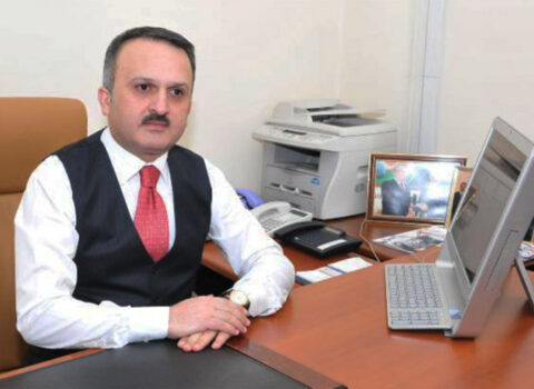 Dörd nazirlə 25 il işləyən Politologiya məzunu – UNUDULAN MƏTBUAT KATİBLƏRİ