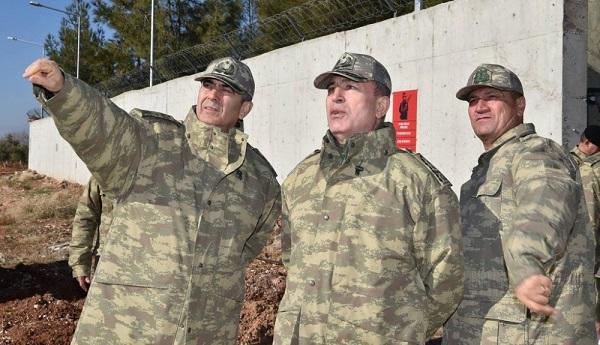 Hulusi Akar Suriya ilə sərhəddə: Yoxlamalar apardı Hulusi Akar Suriya ilə sərhəddə: Yoxlamalar apardı