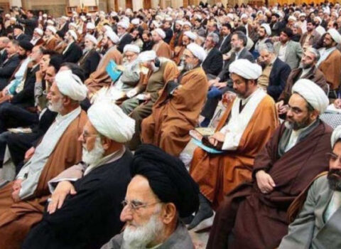 İranda mollanın qulağı kəsilib – VİDEO