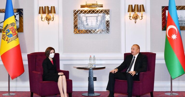 İlham Əliyev Brüsseldə Moldova Prezidenti ilə GÖRÜŞDÜ – FOTO + YENİLƏNİB İlham Əliyev Brüsseldə Moldova Prezidenti ilə GÖRÜŞDÜ – FOTO + YENİLƏNİB