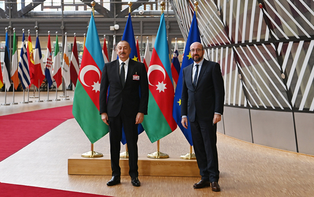 Prezident: “Mişellə sonuncu söhbətim zamanı dedi ki, minaların təmizlənməsi üçün 5 milyon avro ayıracaqlar” Prezident: “Mişellə sonuncu söhbətim zamanı dedi ki, minaların təmizlənməsi üçün 5 milyon avro ayıracaqlar”