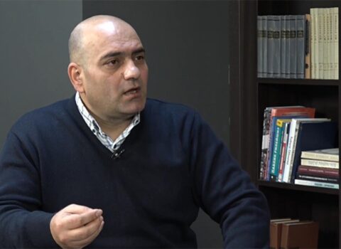 “Rusiyaya gülürlər, o, artıq dünya dövləti kimi mövcud deyil” – Avetisyan