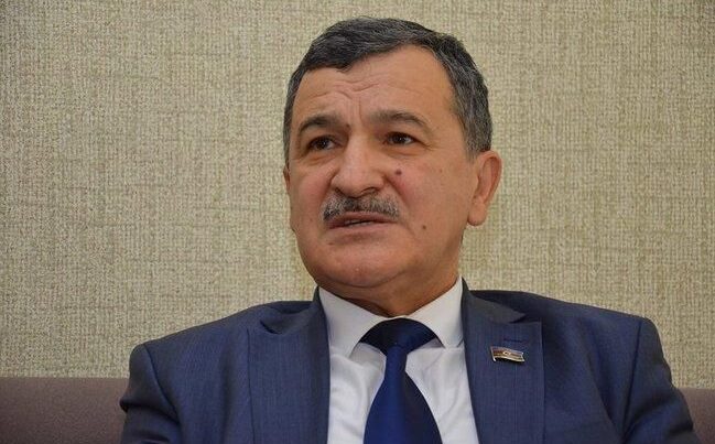 “Özü işsiz olanlar həsab edirlər ki, hamı onlarla eyni vəziyyətdədir” – Aydın Mirzəzadə “Özü işsiz olanlar həsab edirlər ki, hamı onlarla eyni vəziyyətdədir” – Aydın Mirzəzadə
