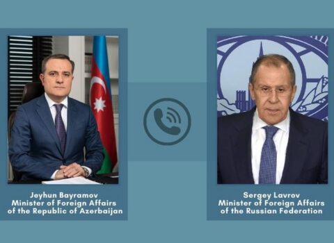 Ceyhun Bayramov Lavrovla üçtərəfli bəyanatların icrasını MÜZAKİRƏ ETDİ