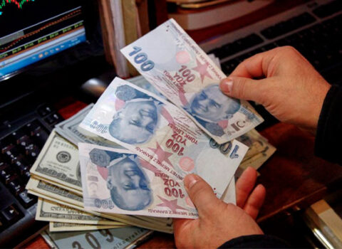 Türk lirəsindən yeni ANTİREKORD