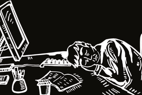 Gecə növbəsində çalışmaq gündə bir qutu siqaret çəkməyə bərabərdir – Həkim rəyi