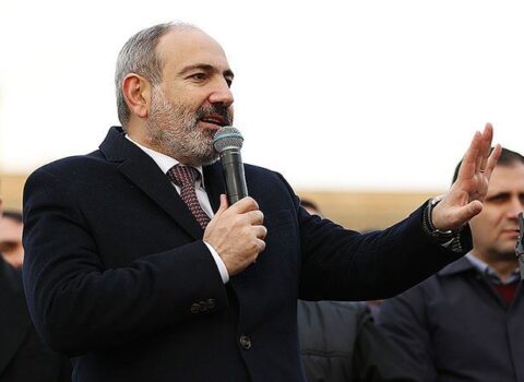 “Azərbaycan Naxçıvanla, Ermənistan isə İran və Rusiya ilə dəmir və avtomobil yolu əldə edəcək” – Paşinyan