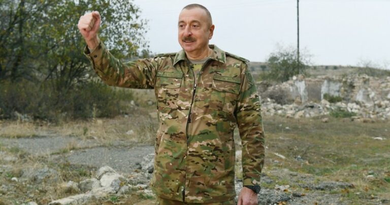 “Hadrutda ordu quruculuğunda aparılan işlərin yeni mərhələsinə qədəm qoyduq” – Dövlət başçısı “Hadrutda ordu quruculuğunda aparılan işlərin yeni mərhələsinə qədəm qoyduq” – Dövlət başçısı
