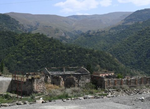 Təhsil naziri azad edilən ərazilərdə ali məktəblərin yaradılmasından DANIŞDI