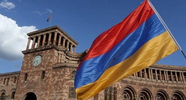 “Bu, İrəvana sərt mesaj, Bakıya sevgidir” – Ovannisyan “Bu, İrəvana sərt mesaj, Bakıya sevgidir” – Ovannisyan