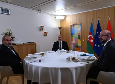Brüssel görüşünün pərdəarxası – Qərb Azərbaycana nə təklif edir?