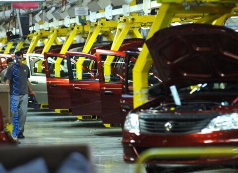 AvtoVAZ dördgünlük iş həftəsinə keçdi – SƏBƏB