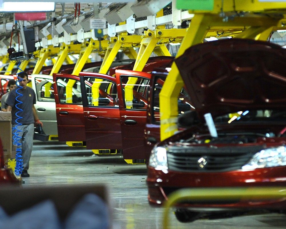 AvtoVAZ dördgünlük iş həftəsinə keçdi - SƏBƏB