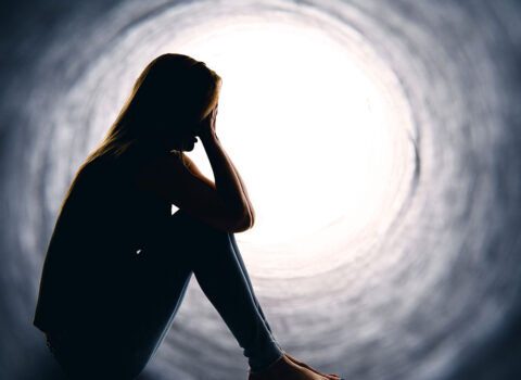 Tibbdə SENSASİYA – Depressiya və stress xərçəng riskini artırmır