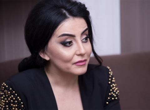 Maqsud Mahmudov Afət Fərmanqızını videolarla şantaj edib