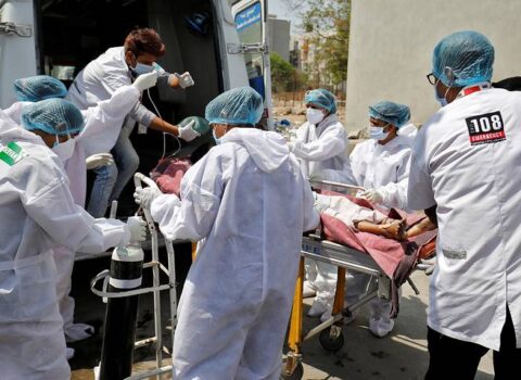 İtaliyada iki yaşlı qız koronavirusun qurbanı oldu