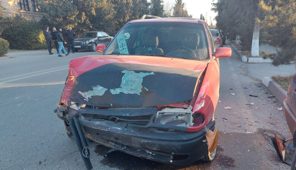 Ucarda yol qəzası baş verdi - 6 nəfər yaralandı — FOTO