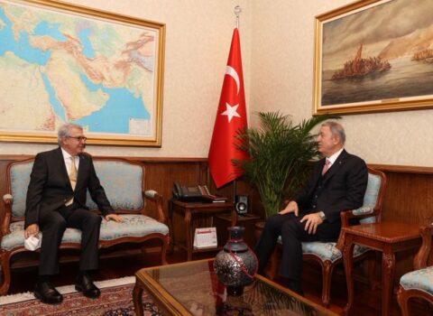 Hulusi Akar Türkiyənin Ermənistan üzrə xüsusi nümayəndəsini qəbul etdi – FOTO