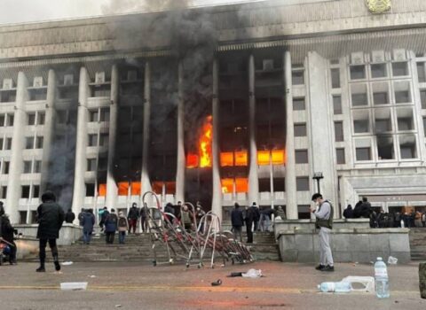 Tokayev yanvar hadisələrinin iştirakçılarına AMNİSTİYA ELAN ETDİ