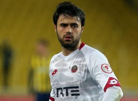 Türkiyə millisinin futbolçusu qəzada HƏLAK OLDU – FOTOLAR