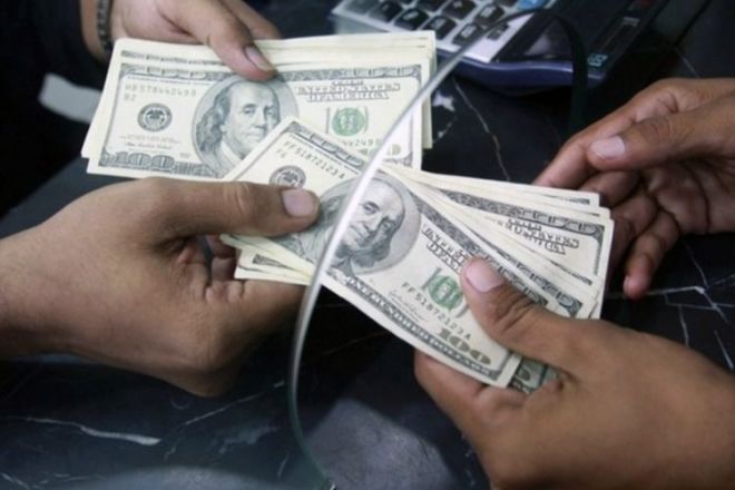 Dollar sabah bu qiymətə satılacaq