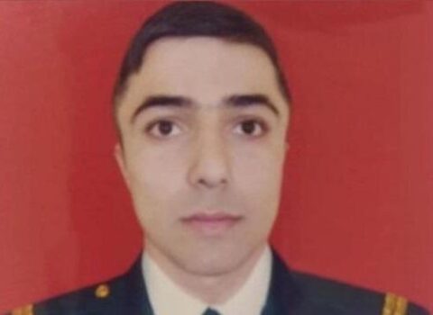 Üç hərbçini öldürən Elxana ömürlük cəza verildi