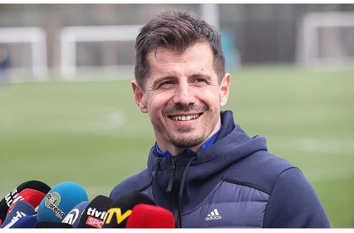 Emre Belözoğlu: 
