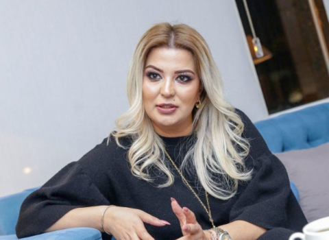 Azərbaycanlı müğənni: “Ərim hamilə olanda məni döyürdü, nəslimi söyürdü”
