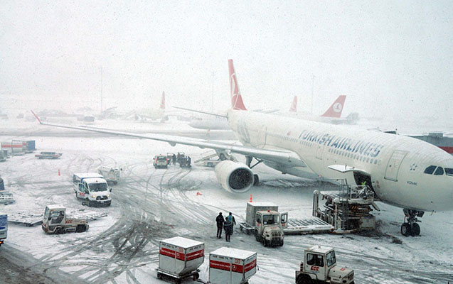 İstanbul hava limanının bağlı qalacağı müddət uzadıldı İstanbul hava limanının bağlı qalacağı müddət uzadıldı