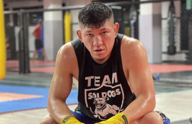 Qazaxıstanda MMA döyüşçüsünü OMON evindən zorla APARDI