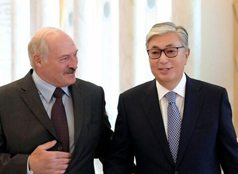 Lukaşenko, Putin və Tokayev Qazaxıstandakı vəziyyəti müzakirə etdi