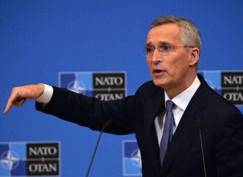 NATO güzəştə getməyəcəyini deyir, Qruşko isə Qərbi hədələyir: Qarşıdurma nə ilə nəticələnəcək?
