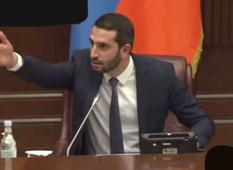 “Mənim səbrim tükənib” – Ermənistan parlamentində yenə DAVA DÜŞDÜ – VİDEOLAR