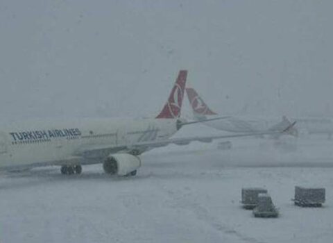 İstanbul hava limanında uçuşların bir hissəsi ləğv ediləcək – SƏBƏB