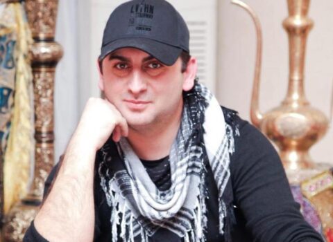 “MAXE”ləri dövlətin “kəbinli arvadı” adlandıran Tolikə keçmiş hərbçidən SƏRT CAVAB: “Şoumendir”